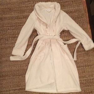 Super Soft Plush White Ulta Bathrobe